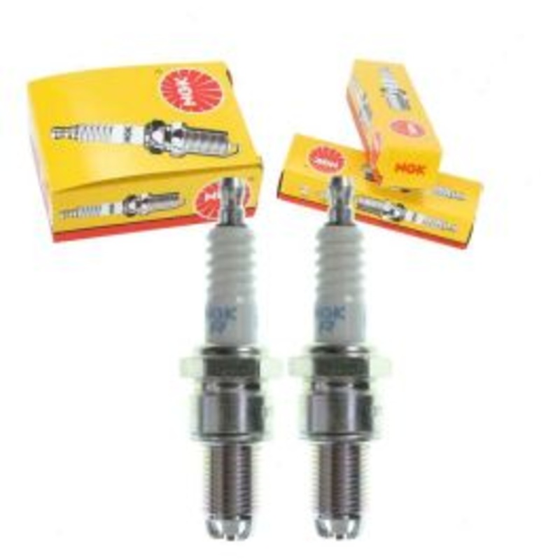2 pc NGK Standard 5685 BPR5EKU Spark Plugs