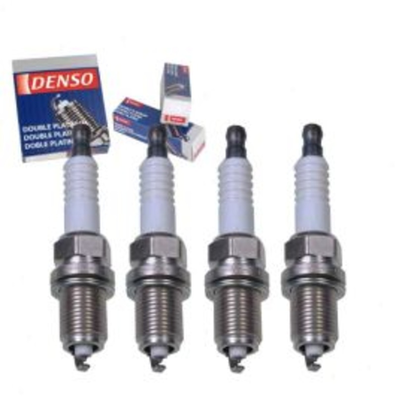4 pc DENSO Double Platinum Spark Plugs for 1998-1999 Chevrolet Prizm 1.8L L4