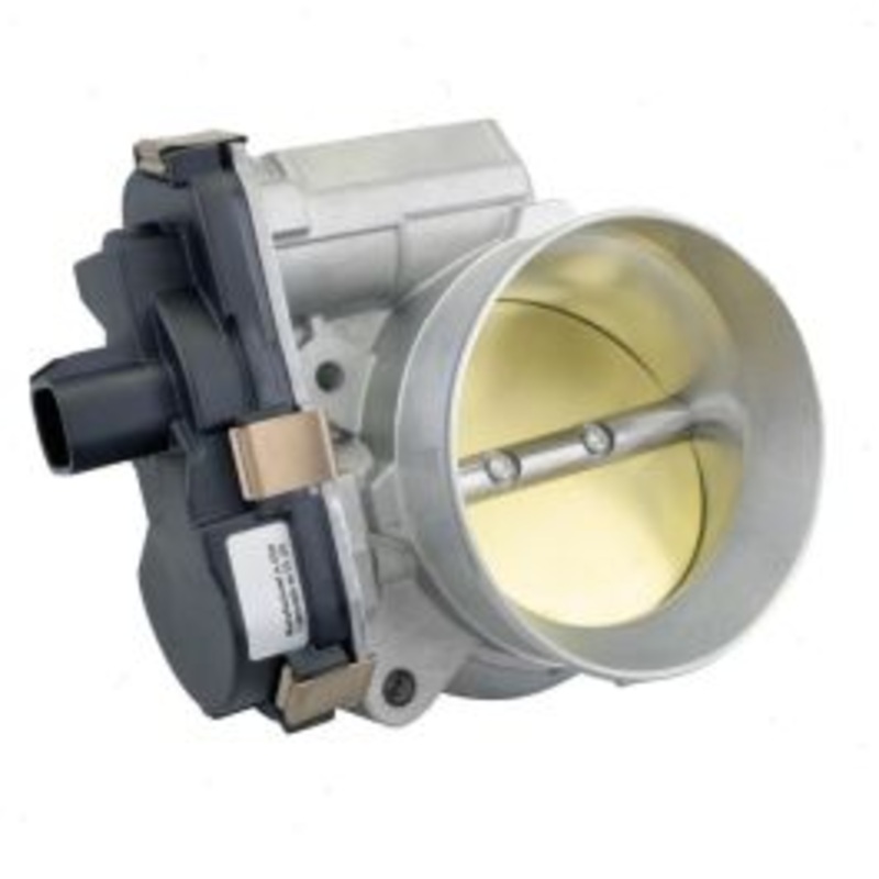 Hitachi Fuel Injection Throttle Body for 2005-2006 Chevrolet SSR 6.0L V8
