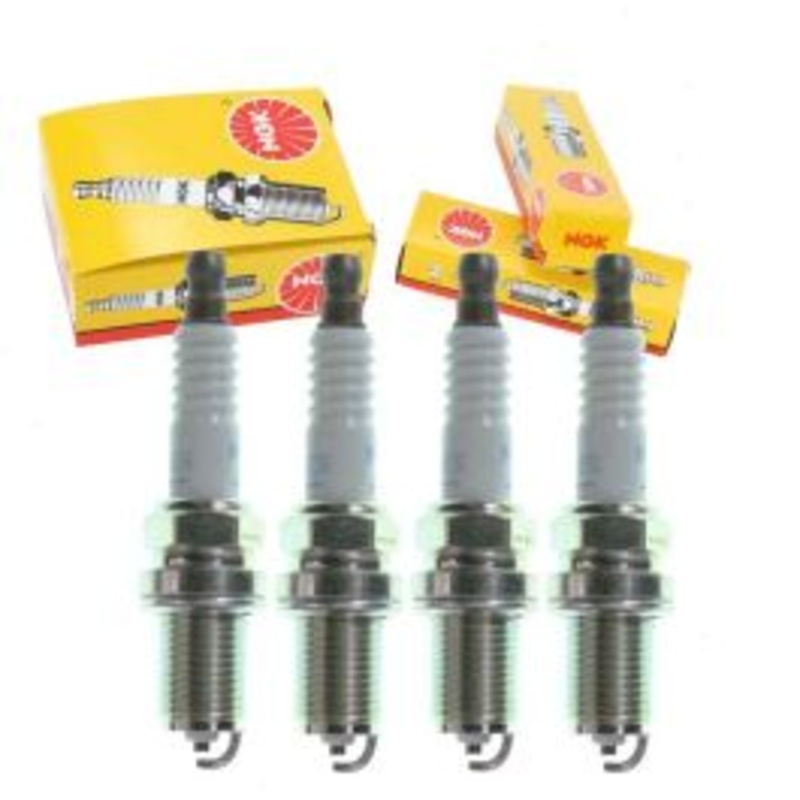 4 pc NGK Standard Spark Plugs for 1993-1998 Suzuki Sidekick 1.6L 1.8L L4