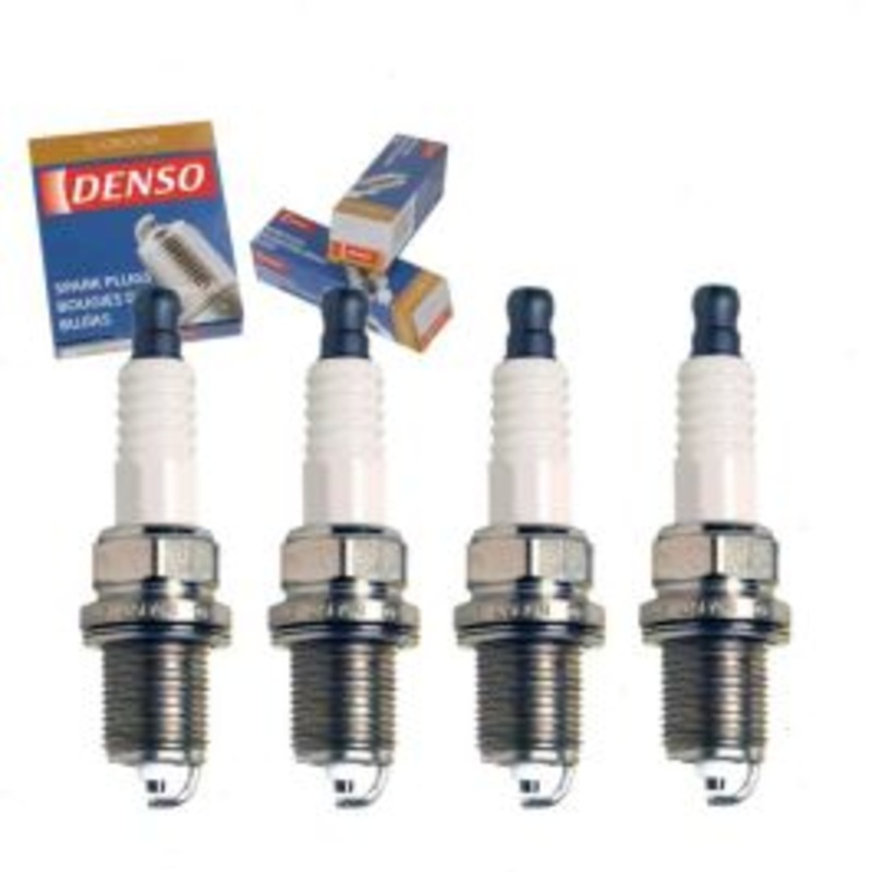 4 pc DENSO Standard U-Groove Spark Plugs for 2000 Chevrolet Tracker 2.0L L4