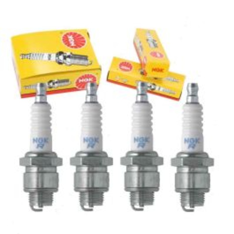 4 pc NGK Standard Spark Plugs for 1961-1962 Jeep Utility 2.2L L4