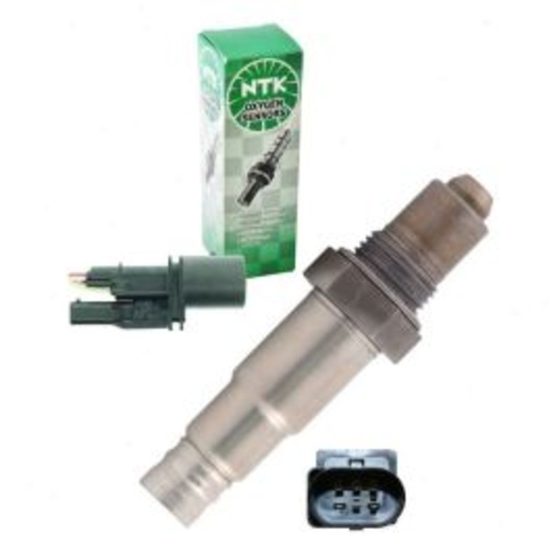 NGK NTK Upstream Air Fuel Ratio Sensor for 2001-2005 Volkswagen Beetle 2.0L L4