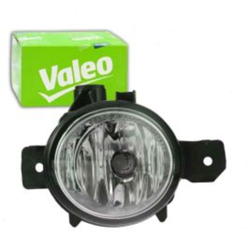 Valeo Front Left Fog Light for 2013-2015 BMW X1