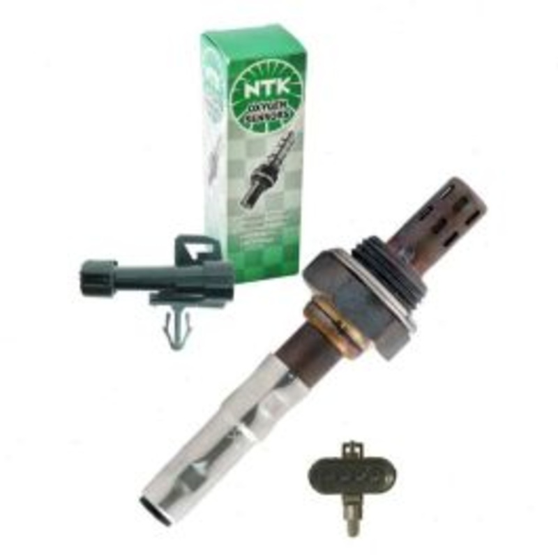 NGK NTK Upstream Right Oxygen (O2) Sensor for 1996 Chevrolet C2500 Suburban 5.7L V8