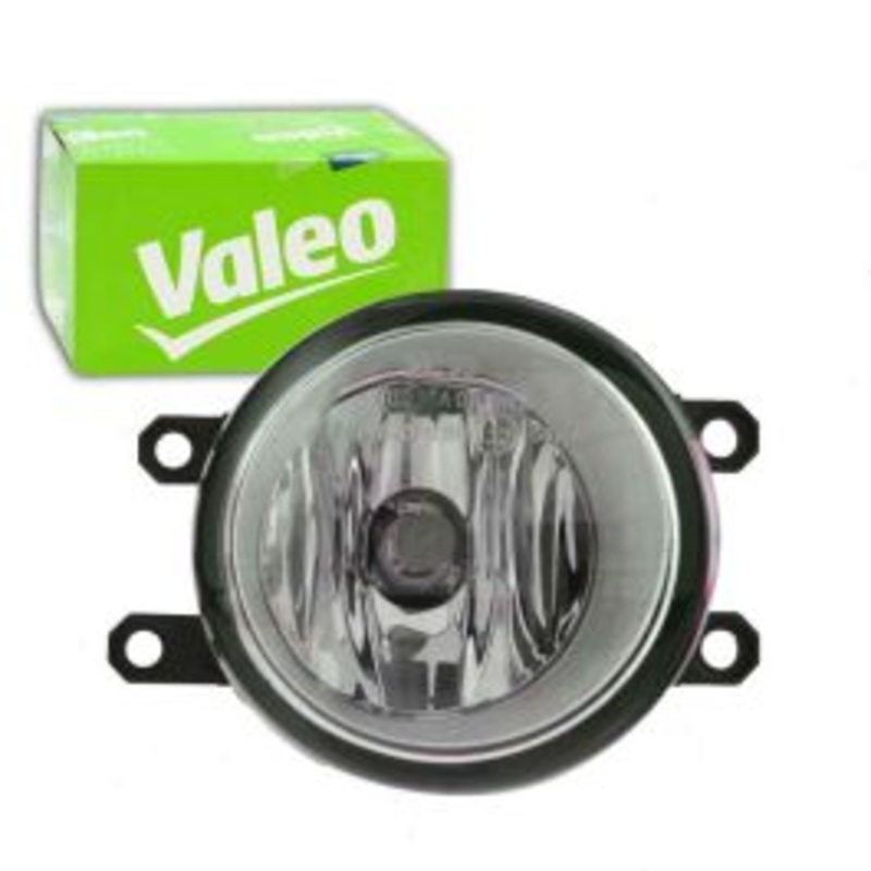 Valeo Right Fog Light for 2008-2013 Lexus LX570