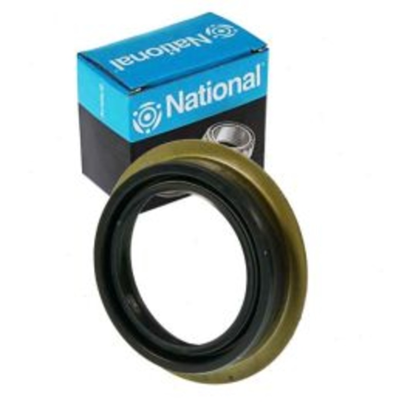National Rear Outer Differential Pinion Seal for 2001-2003 Isuzu Rodeo Sport